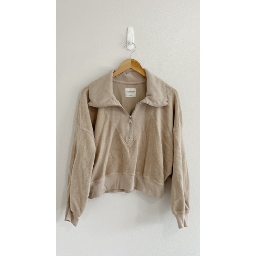 Abercrombie & Fitch Tan Quarter-Zip Sweatshirt